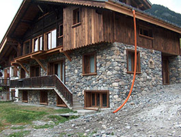 Feige et Fils,Pose pierres à Praz-sur-Arly en Haute Savoie (74)