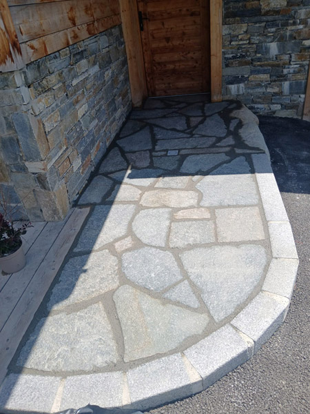 Feige et Fils,Pose pierres à Praz-sur-Arly en Haute Savoie (74)